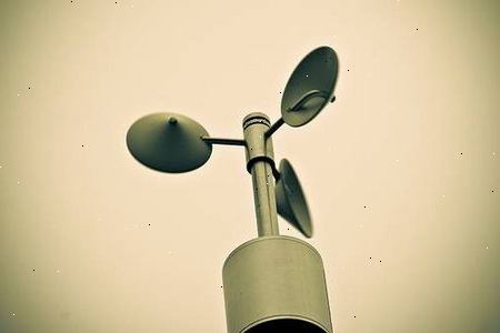 Hvordan til at bygge en vinge vindmåler. Efter indsamling alle nødvendige forsyninger.